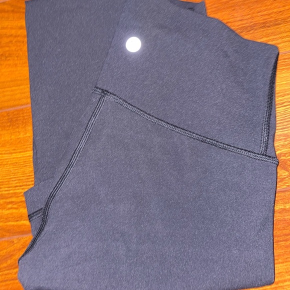 Lululemon Align High Rise 25” - Picture 2 of 3